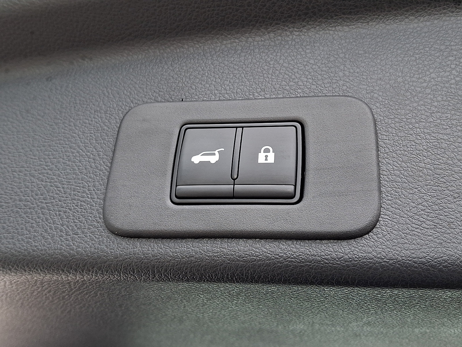 Certified 2025 Nissan Murano SV AWD/4WD image 30