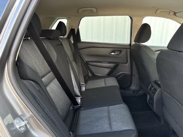 Used 2024 Nissan Rogue SV FWD image 29