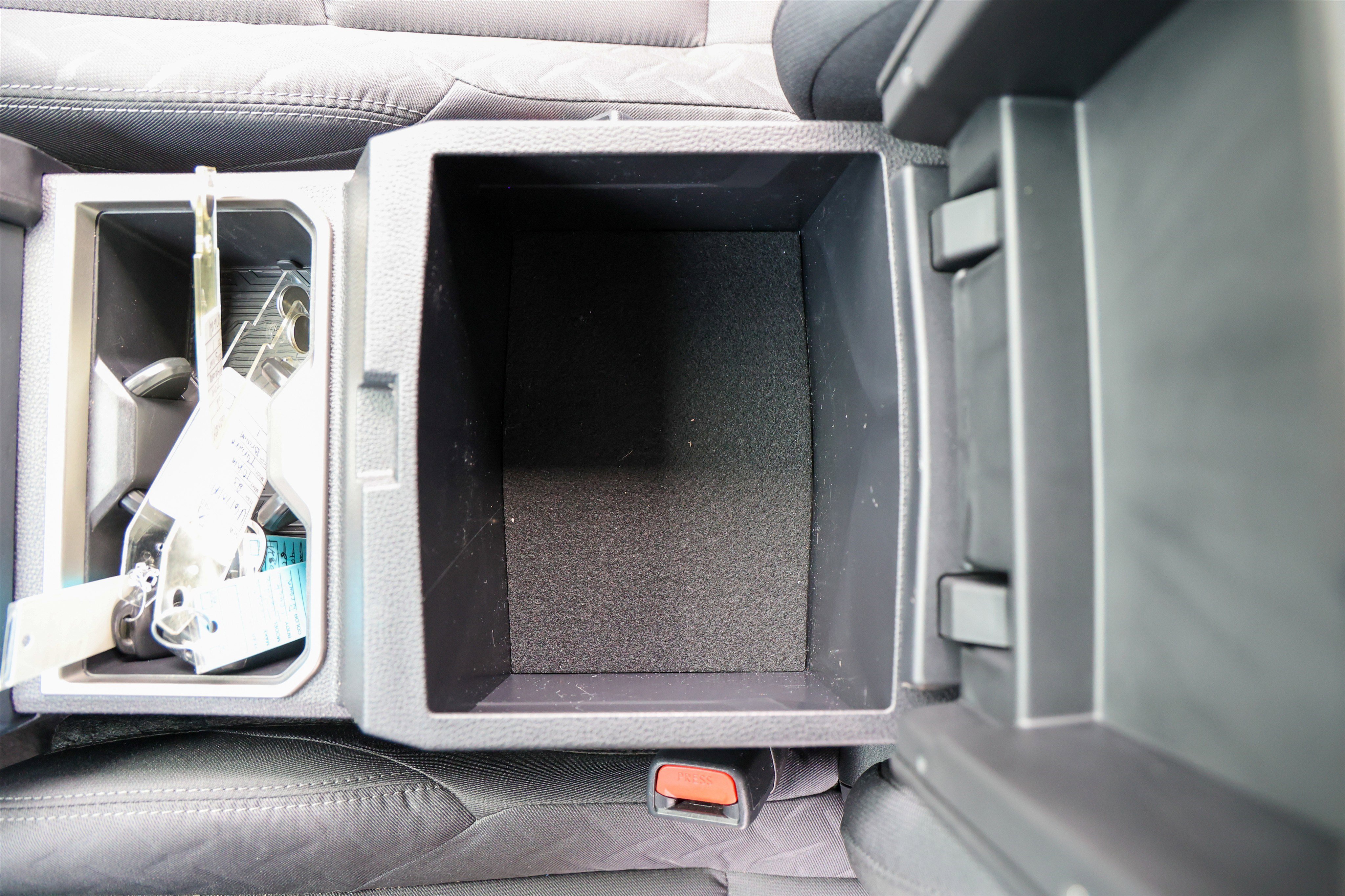 Certified 2025 Toyota Tacoma SR5 w/ SR5 Upgrade Package AWD/4WD image 31