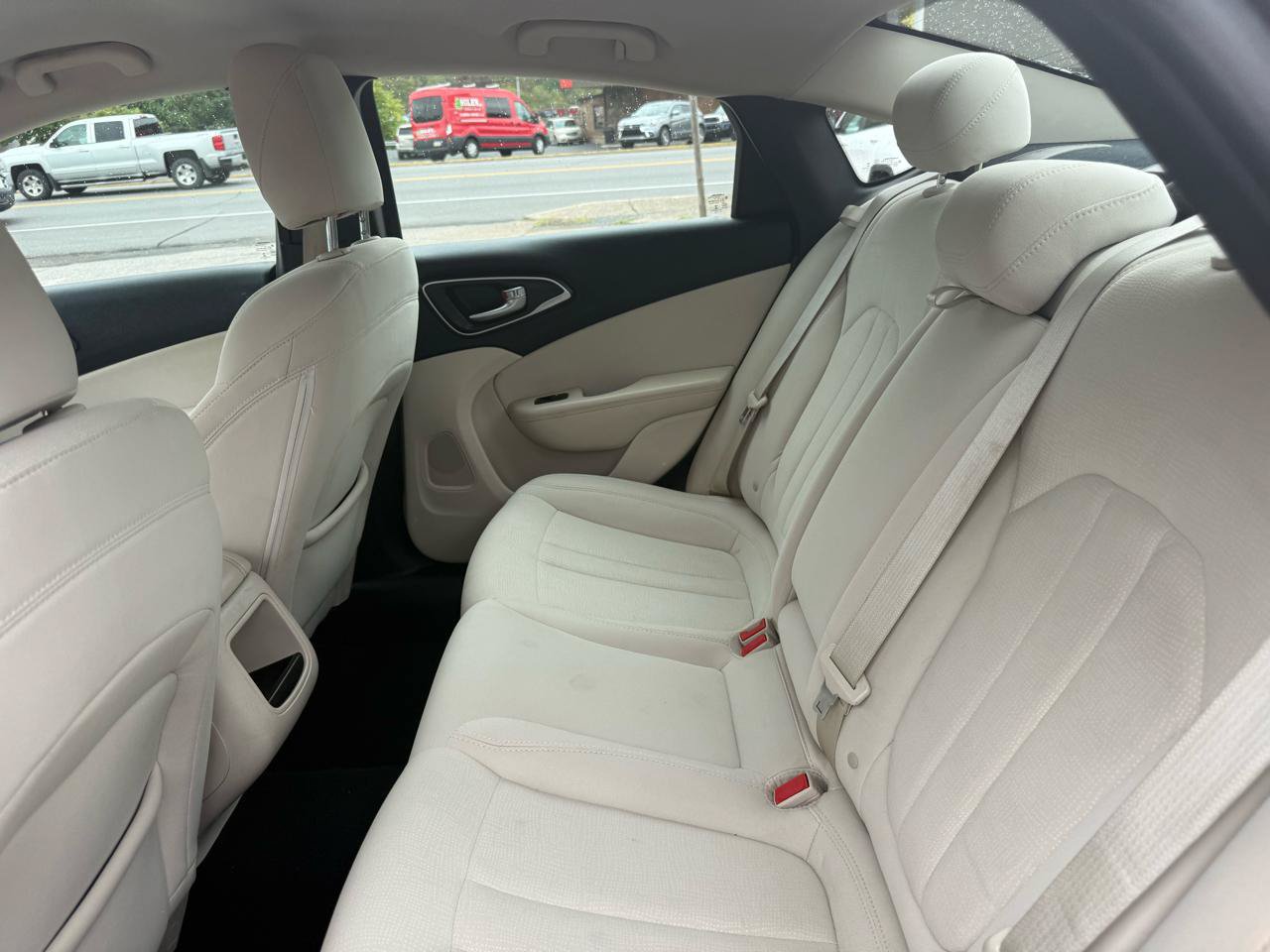 Used 2015 Chrysler 200 Limited FWD image 43