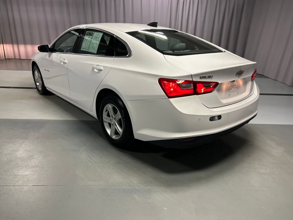 Used 2025 Chevrolet Malibu LS w/ Driver Confidence Package image 5