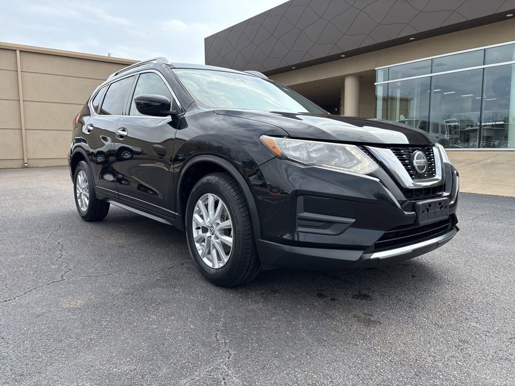 Used 2019 Nissan Rogue SV image 3