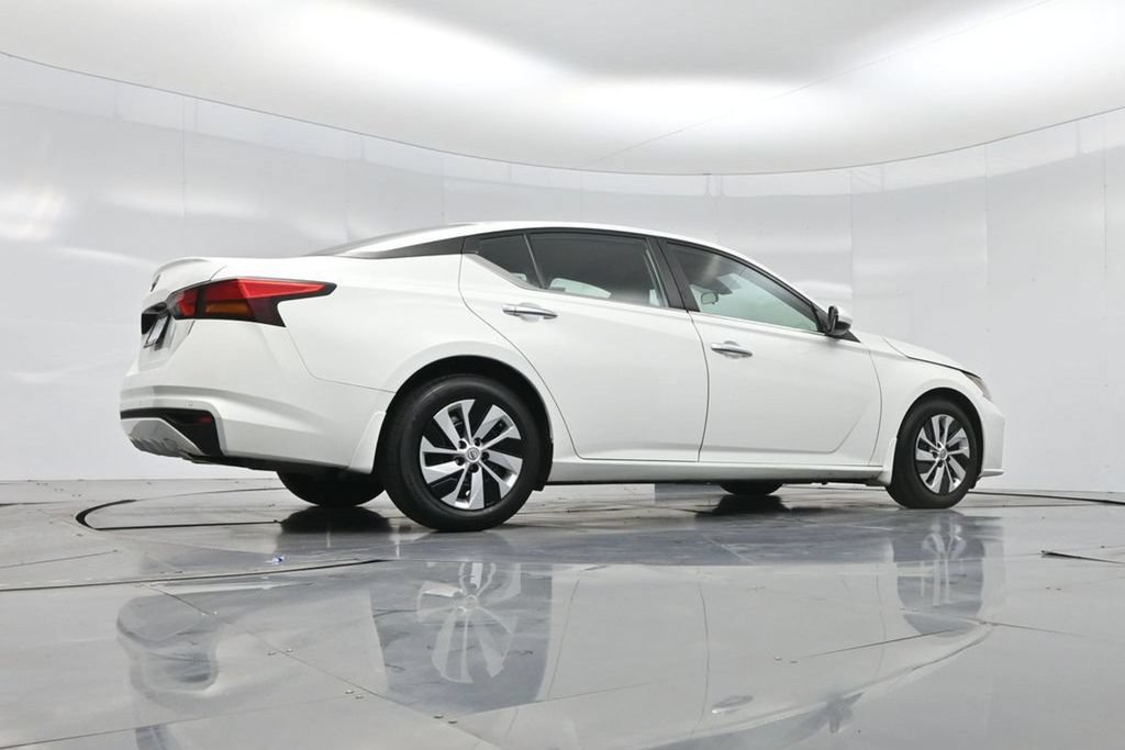 Used 2023 Nissan Altima 2.5 S FWD image 52
