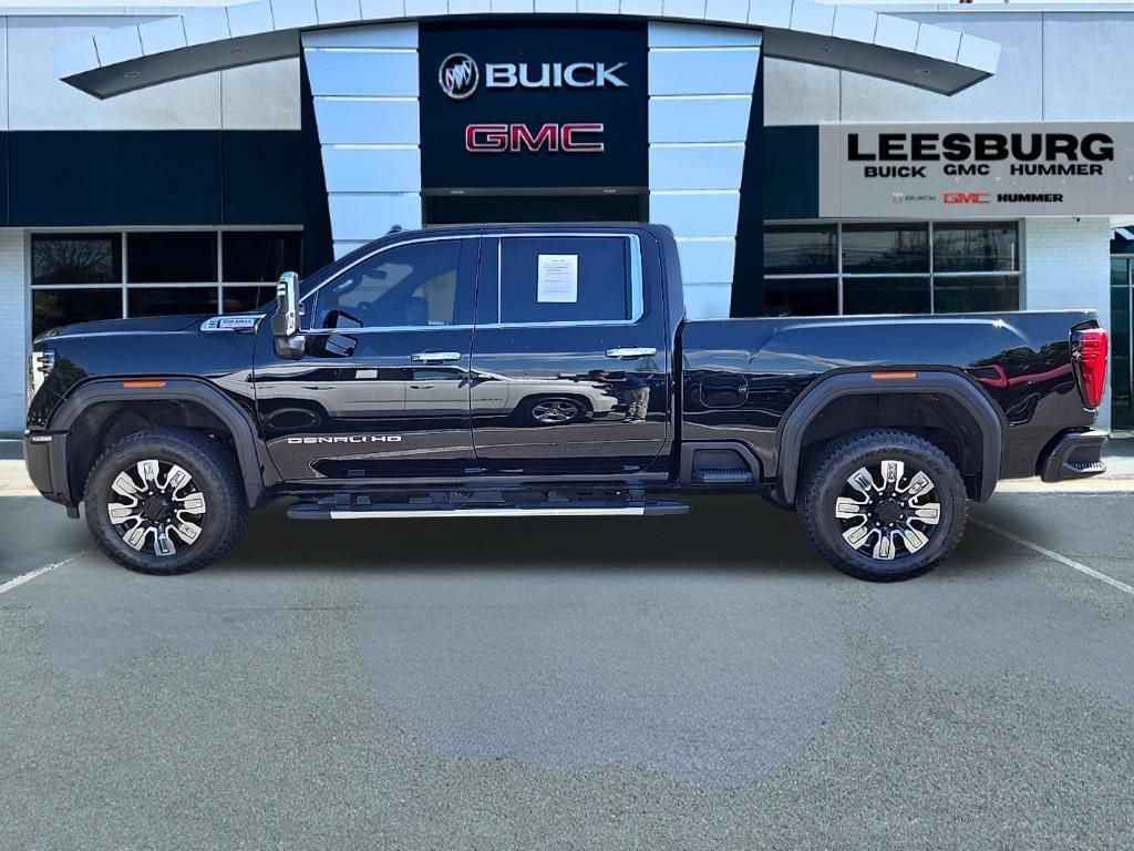 Used 2024 GMC Sierra 2500 Denali w/ Denali Reserve Package AWD/4WD image 4
