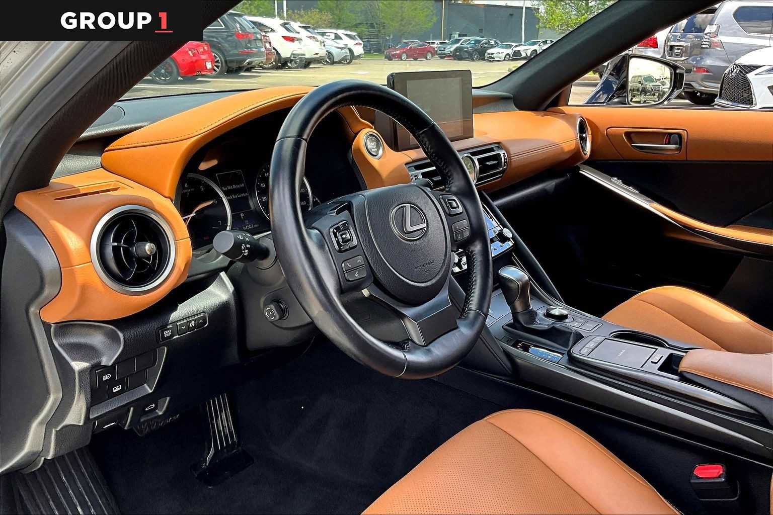 Certified 2022 Lexus IS 300 w/ Premium Package image 15