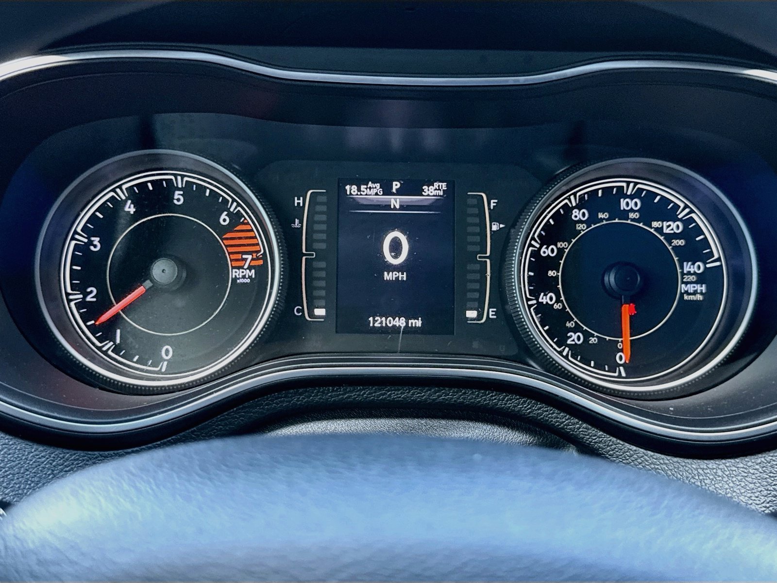 Used 2019 Jeep Cherokee Latitude w/ Popular Appearance Group FWD image 13