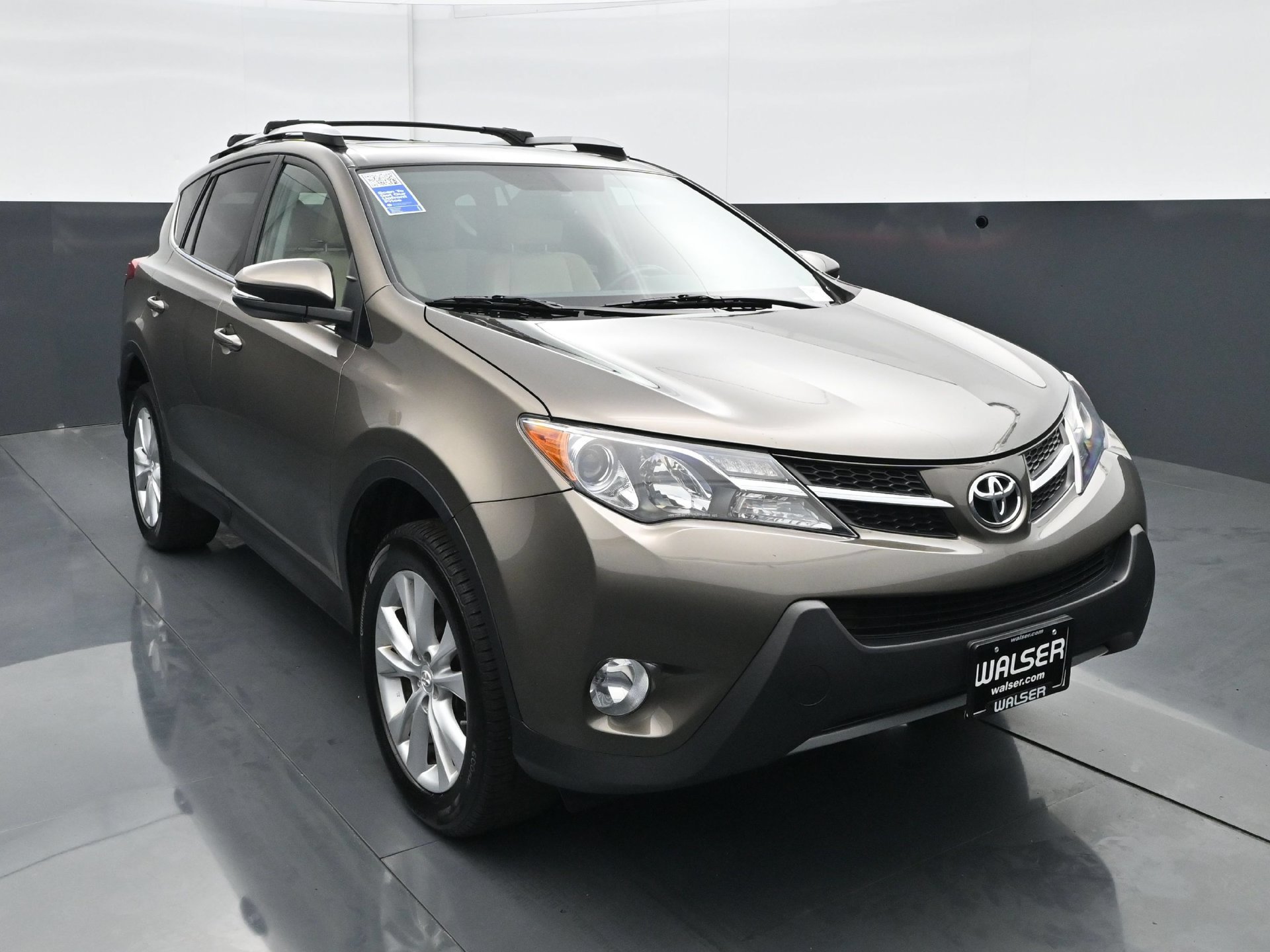 Used 2014 Toyota RAV4 Limited AWD/4WD image 9