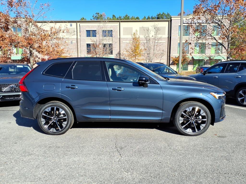 New 2026 Volvo XC60 B5 Plus w/ Protection Package Premier image 2