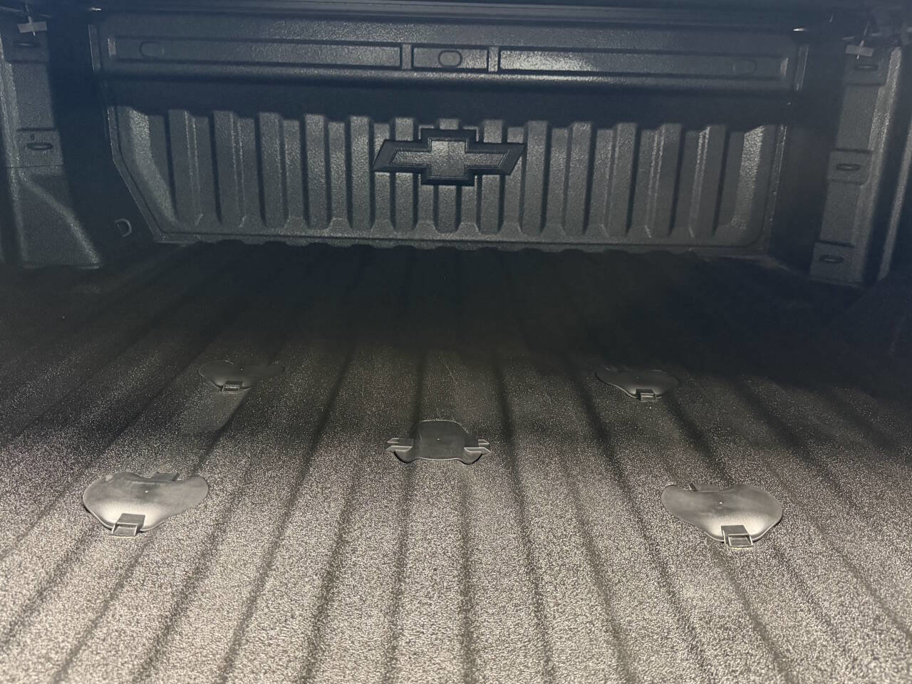 Used 2025 Chevrolet Silverado 2500 ZR2 w/ Technology Package image 15