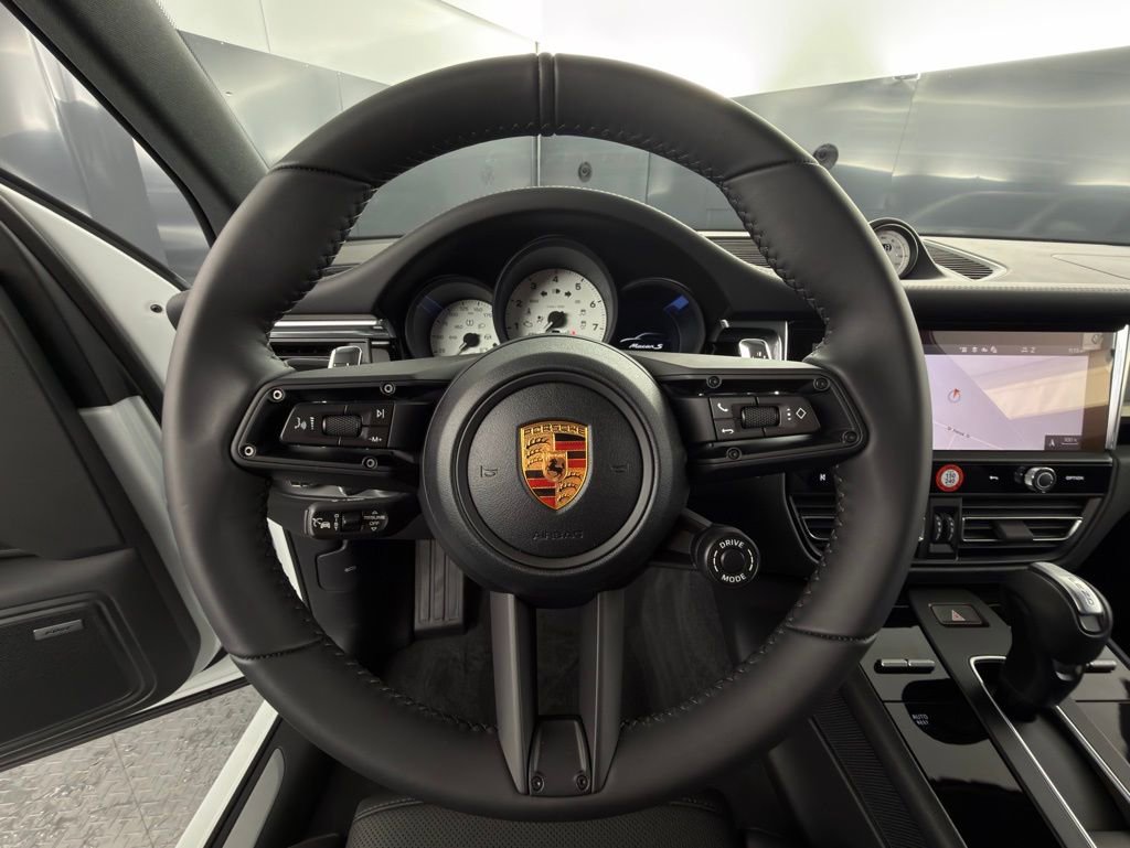 New 2026 Porsche Macan S image 19