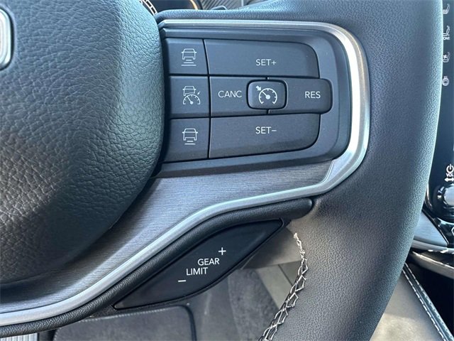 New 2025 Jeep Wagoneer 4WD image 25