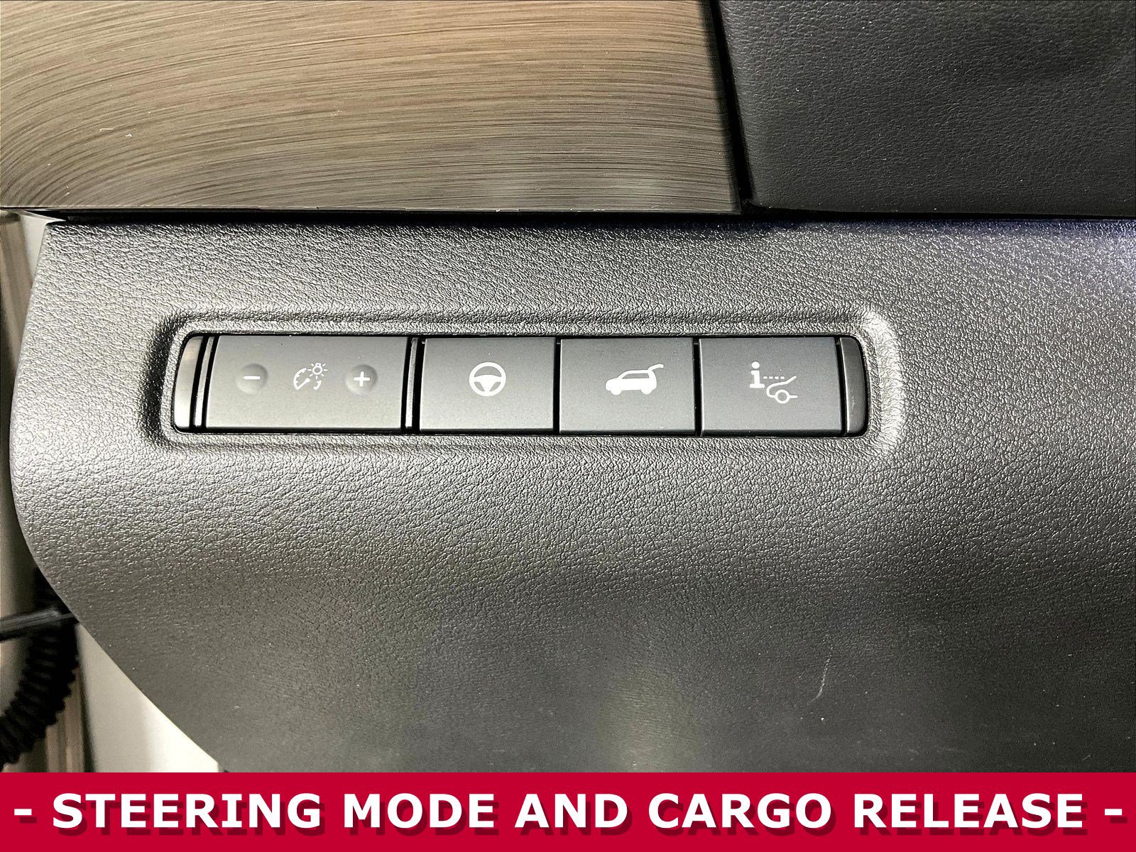 Certified 2023 Nissan Pathfinder Platinum FWD image 38