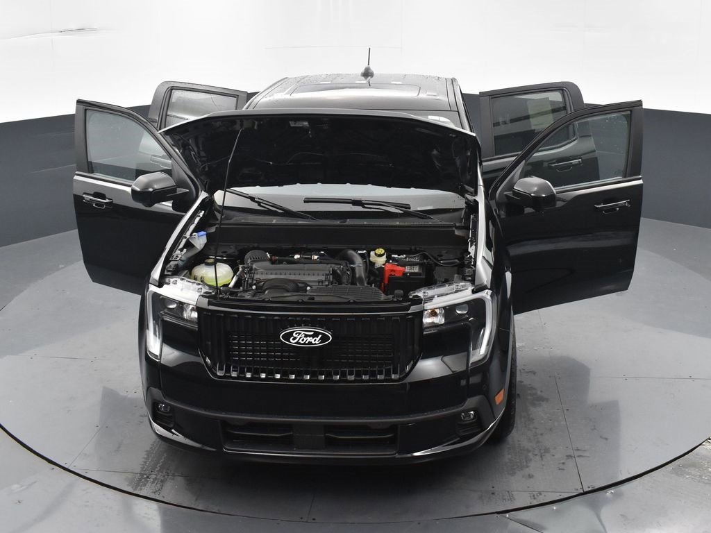 New 2025 Ford Maverick Lobo image 37