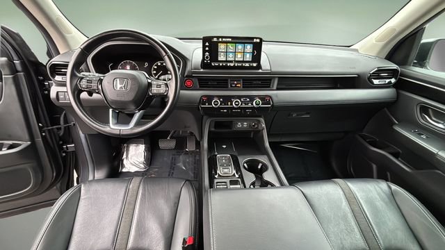 Used 2024 Honda Pilot EX-L image 16