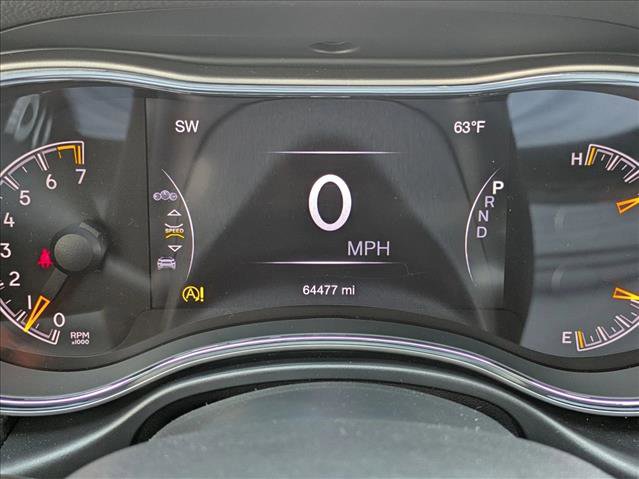 Used 2017 Jeep Grand Cherokee Altitude RWD image 11