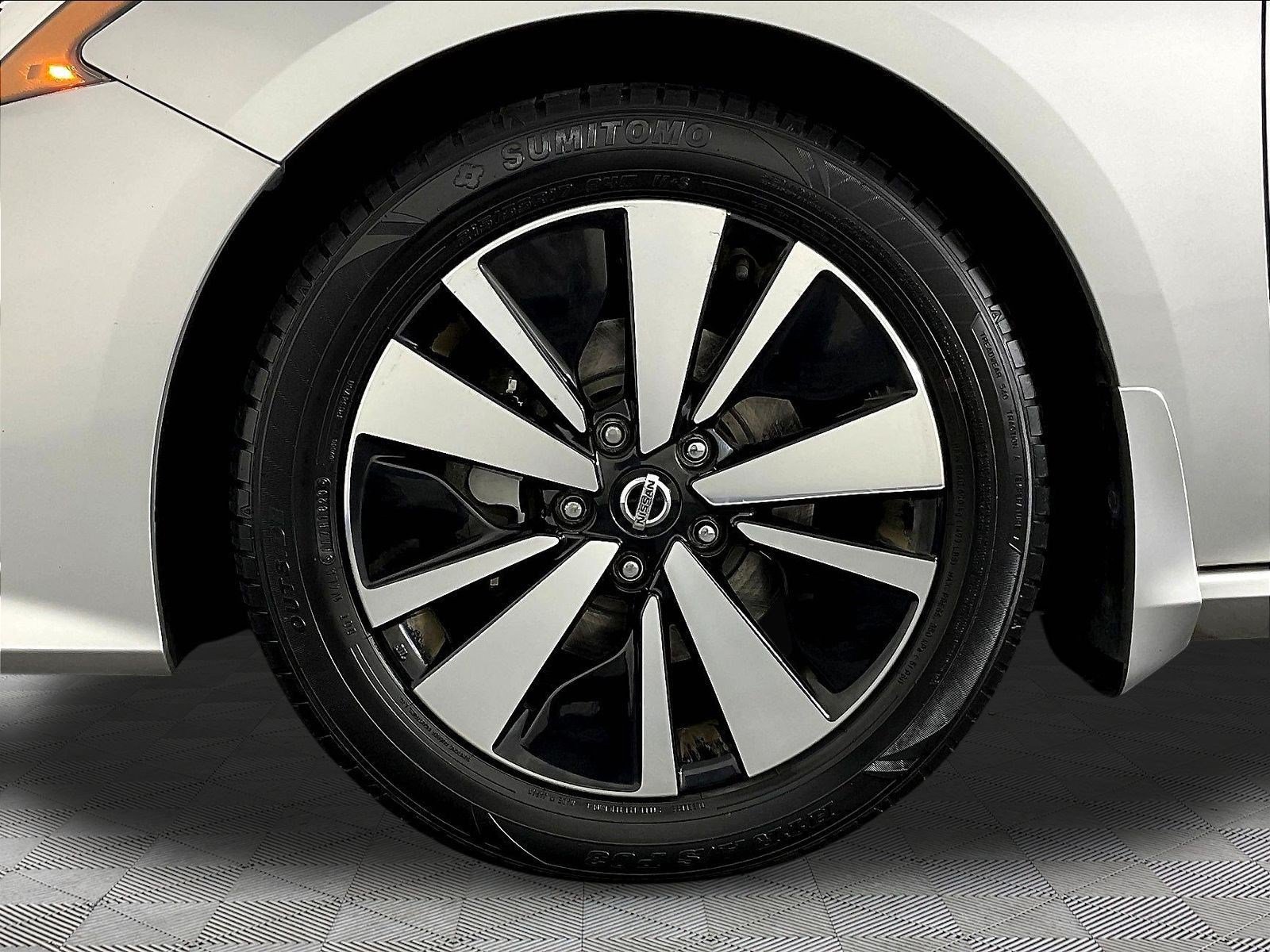 Used 2020 Nissan Altima 2.5 SV FWD image 33