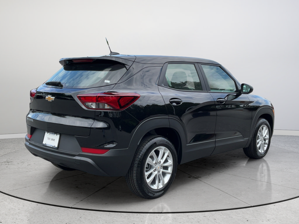 New 2026 Chevrolet TrailBlazer LS FWD image 5