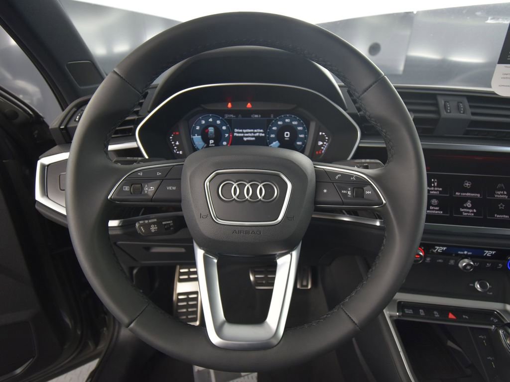 New 2025 Audi Q3 2.0T Premium image 19