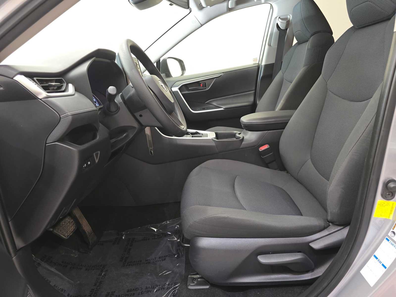 Used 2019 Toyota RAV4 LE w/ All Weather Liner Package AWD/4WD image 21