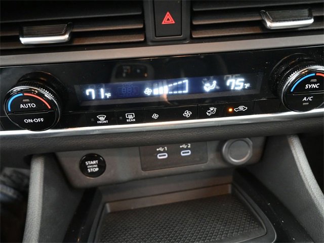 Certified 2024 Nissan Rogue SV image 3