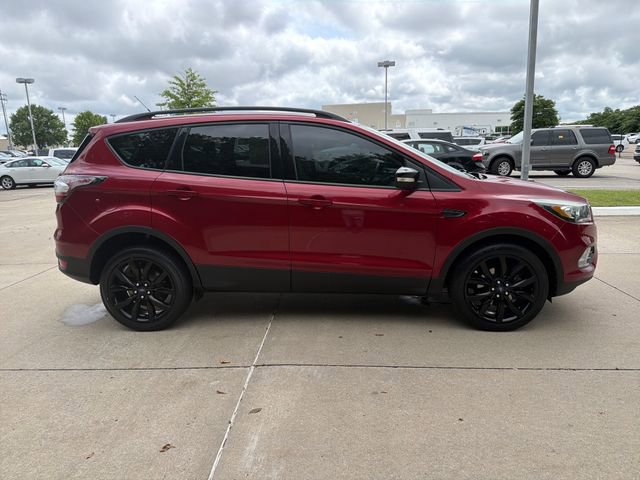Used 2017 Ford Escape Titanium FWD image 6