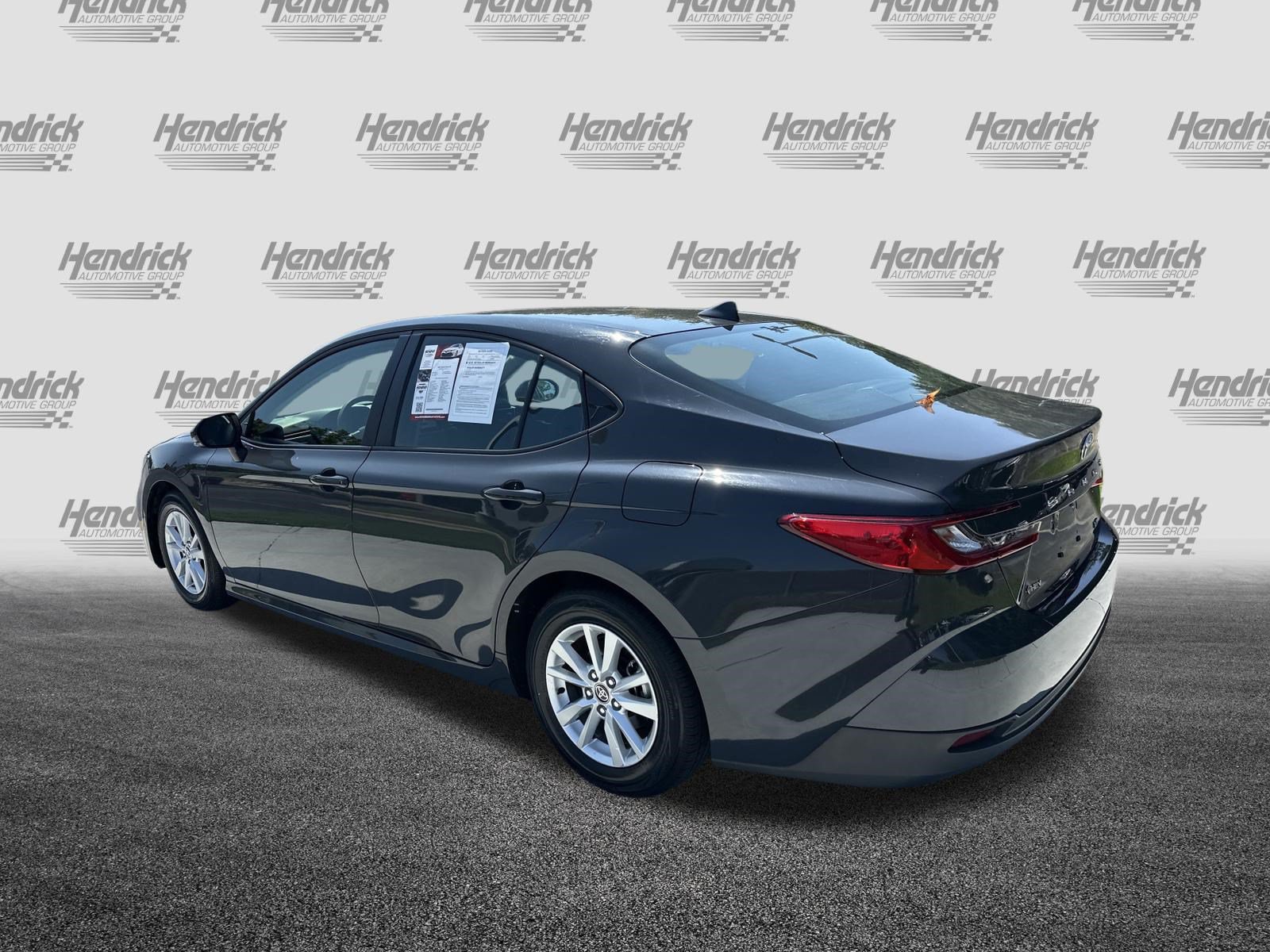 Used 2025 Toyota Camry LE FWD image 8