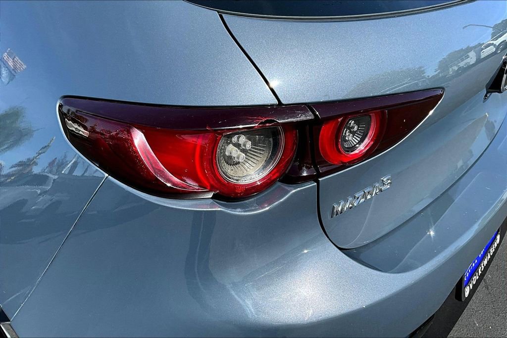 Used 2021 MAZDA MAZDA3 s image 17
