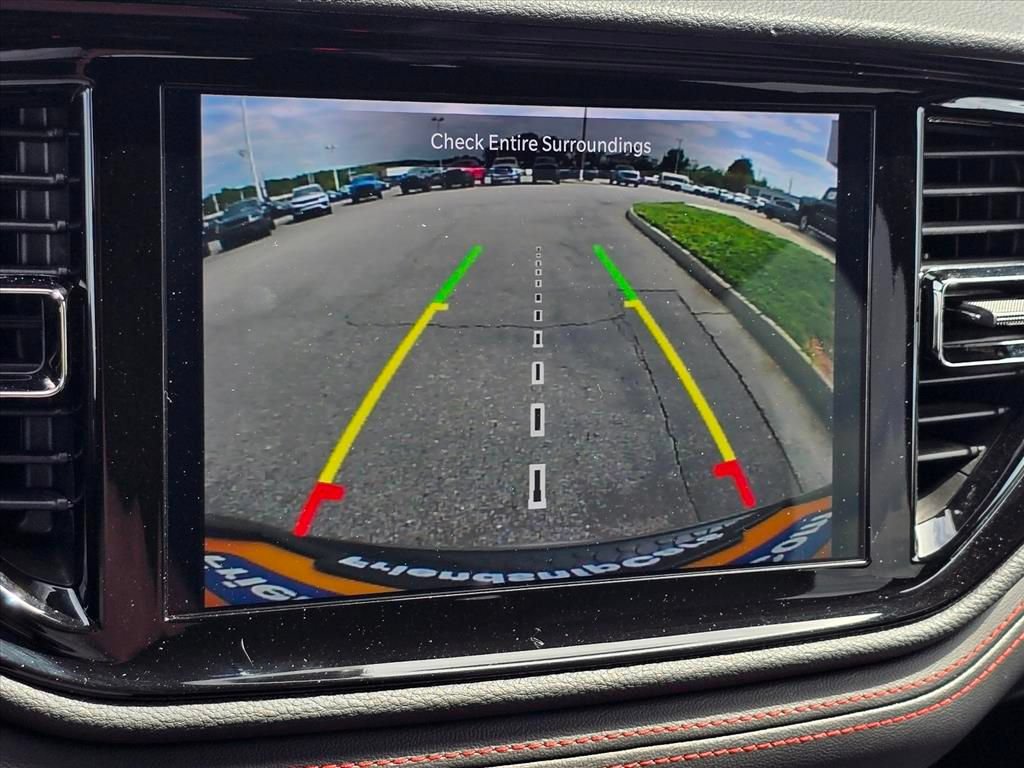 Used 2024 Dodge Durango GT AWD/4WD image 5