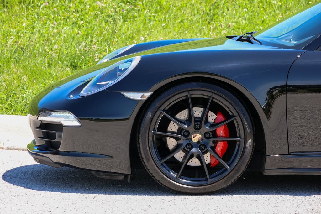 Used 2013 Porsche 911 Carrera 4S AWD/4WD image 21