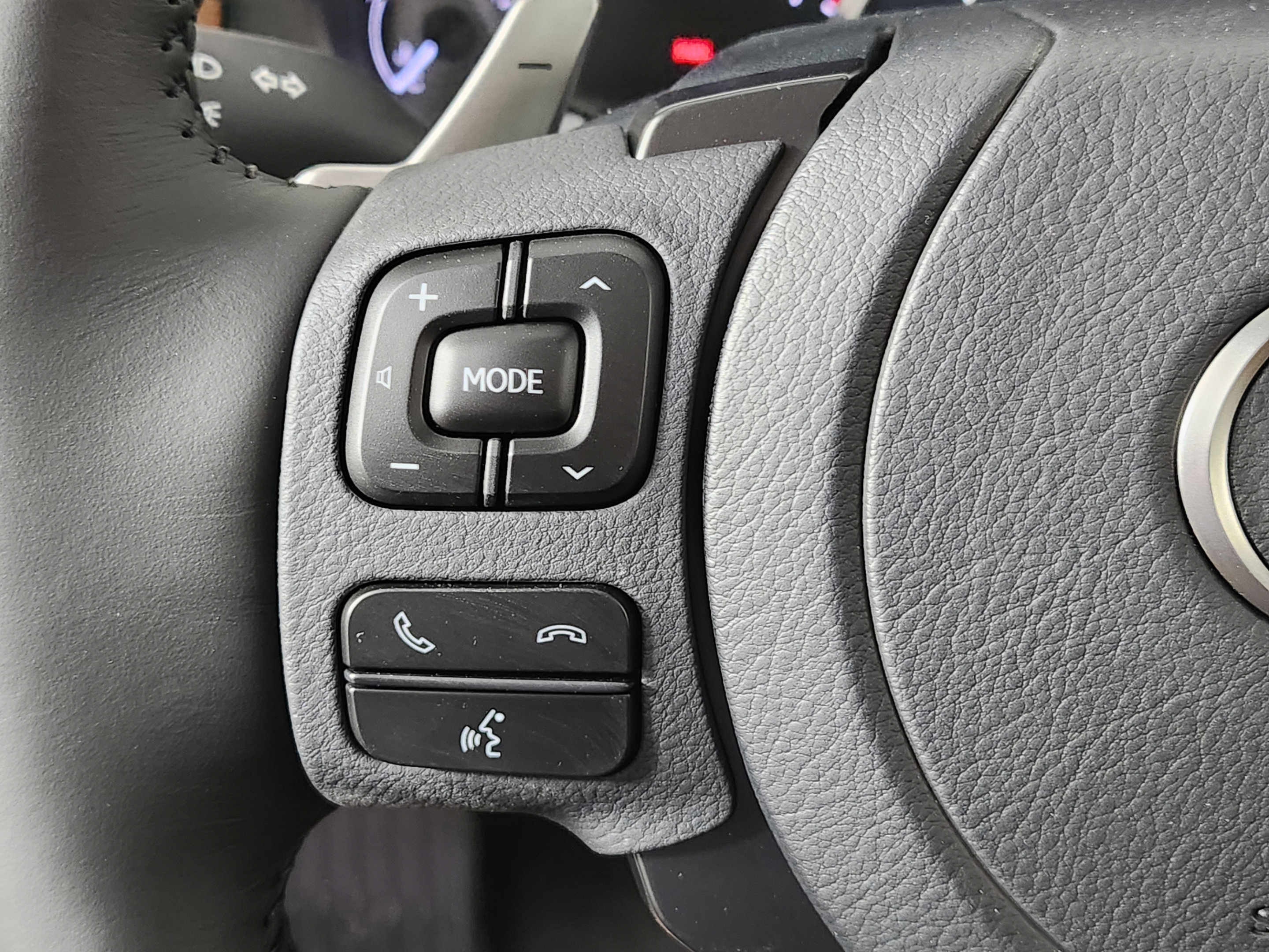 Certified 2025 Lexus IS 350 F Sport w/ Accessory Package RWD image 15