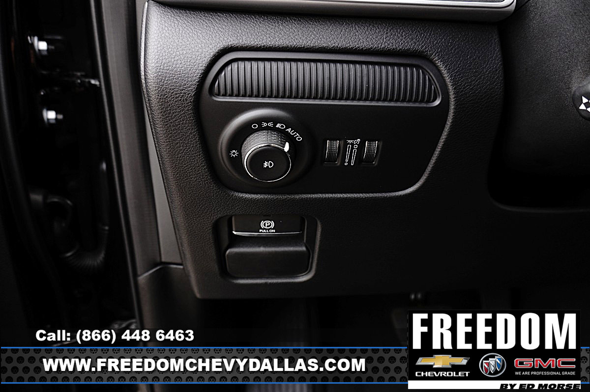 Used 2025 Jeep Wagoneer L Series II AWD/4WD image 19