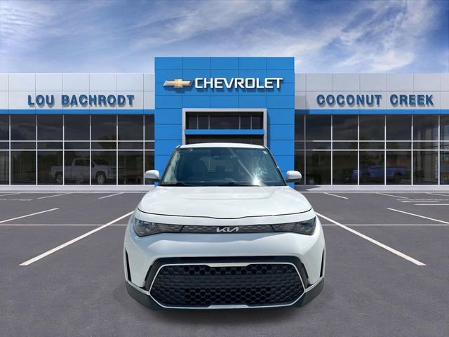 Used 2023 Kia Soul LX image 3