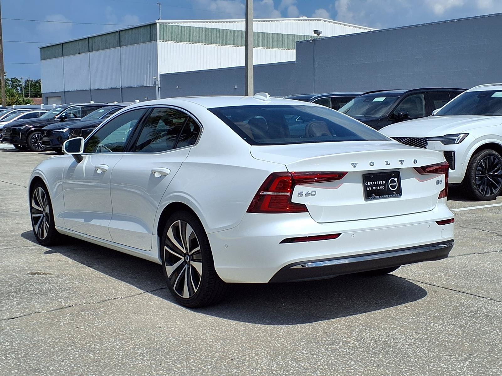 Certified 2023 Volvo S60 B5 Ultimate w/ Protection Package Premier FWD image 5