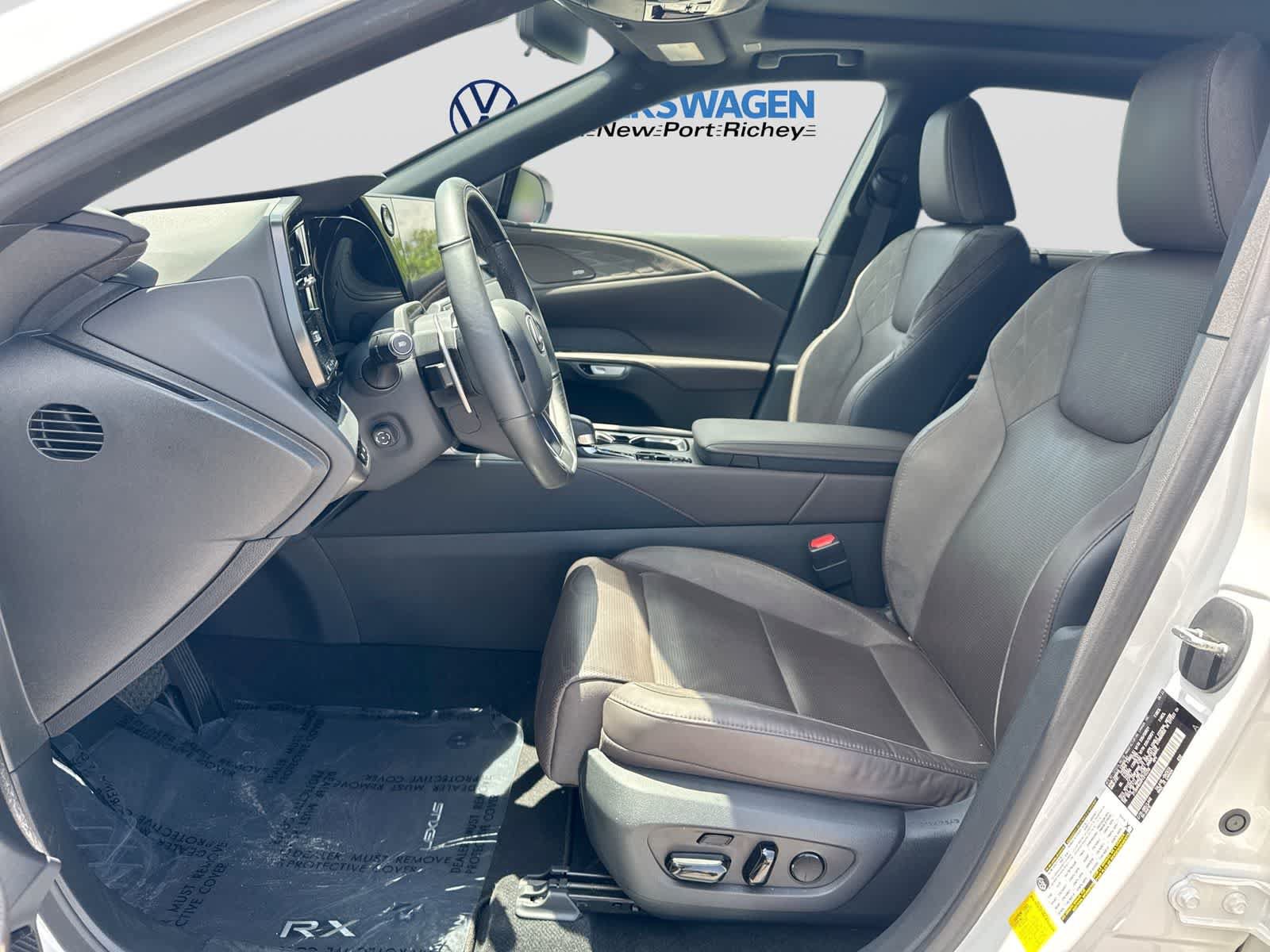 Used 2023 Lexus RX 350 FWD w/ Cold Area Package image 20