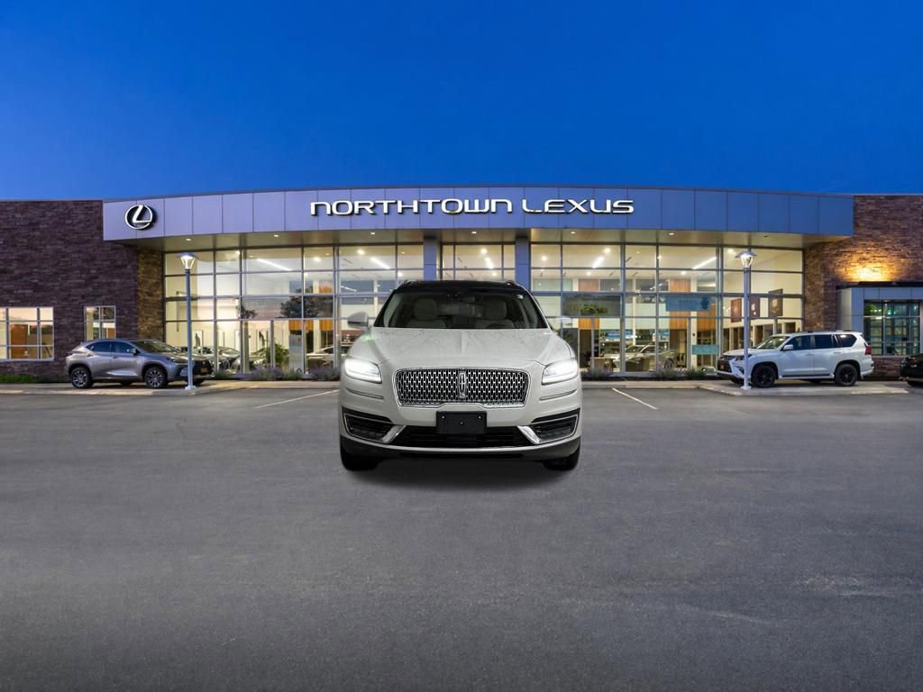 Used 2020 Lincoln Nautilus Reserve w/ Cargo Utility Package AWD/4WD image 20