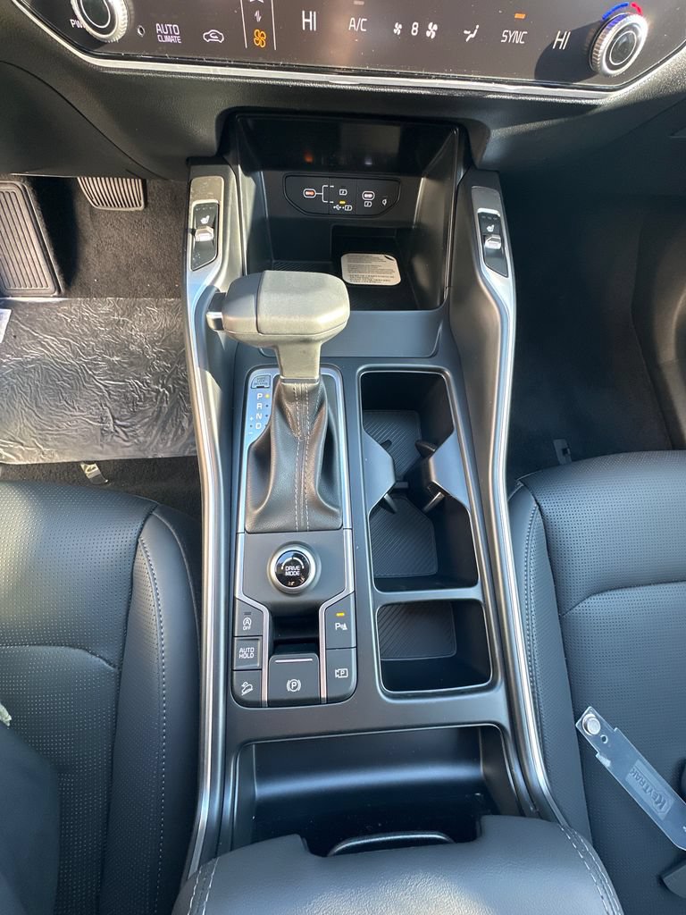 New 2026 Kia Sorento S w/ S Panoramic Sunroof Package FWD image 13
