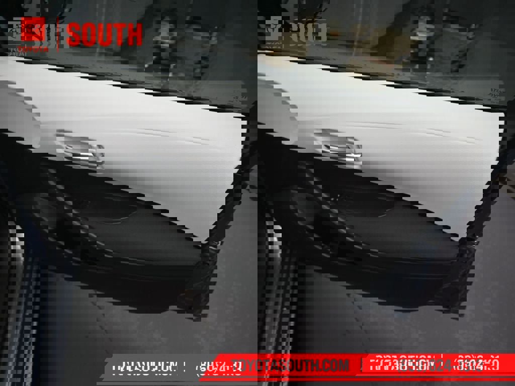 New 2026 Toyota Corolla SE image 30