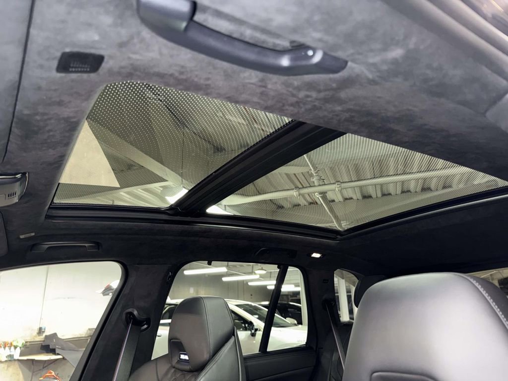 Used 2025 BMW X5 M Competition w/ Executive Package image 22