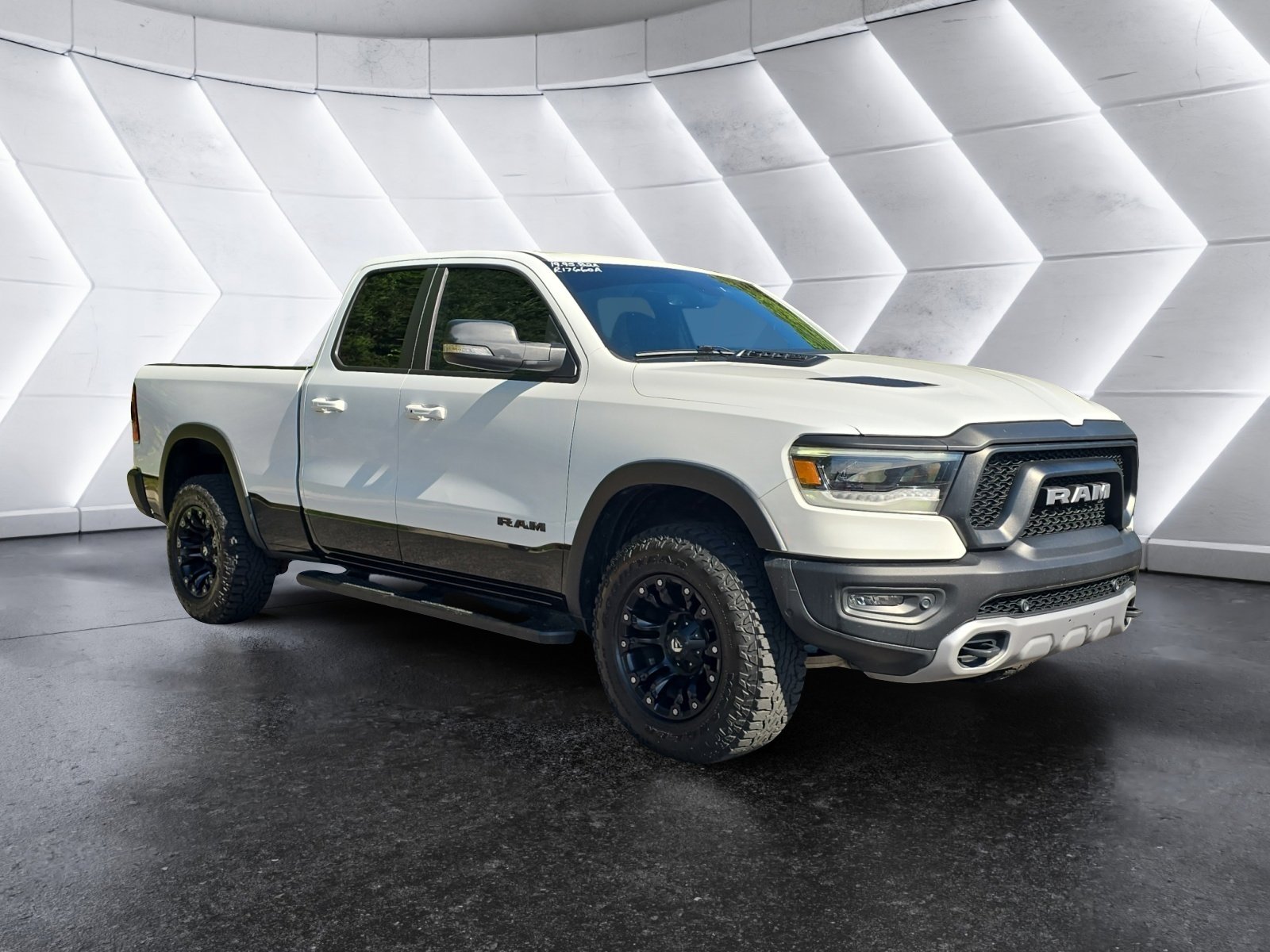 Used 2019 RAM 1500 Rebel w/ Rebel Level 2 Equipment Group AWD/4WD image 7