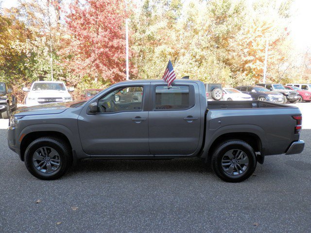 Used 2025 Nissan Frontier SV AWD/4WD image 5