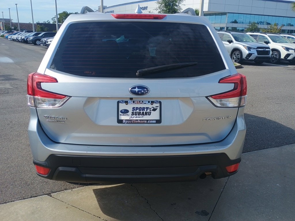 Used 2021 Subaru Forester image 6