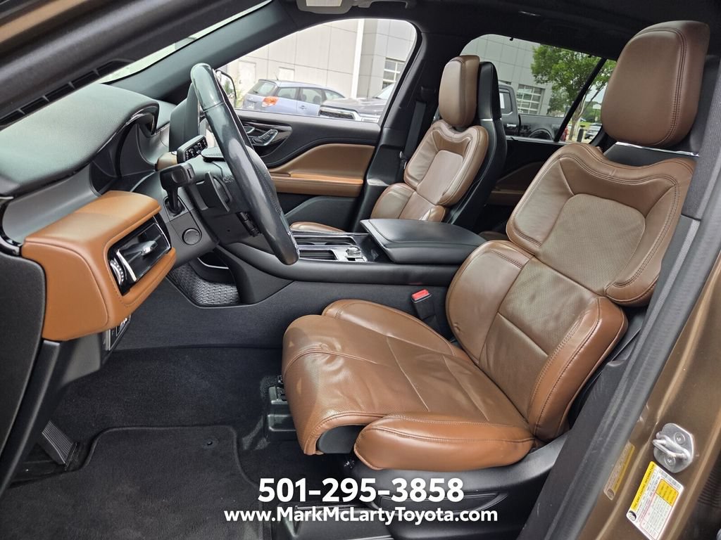 Used 2022 Lincoln Aviator Reserve w/ Equipment Group 201A AWD/4WD image 9