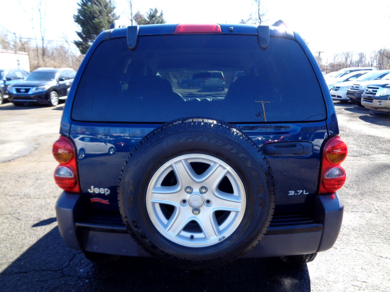 Used 2003 Jeep Liberty Sport image 6