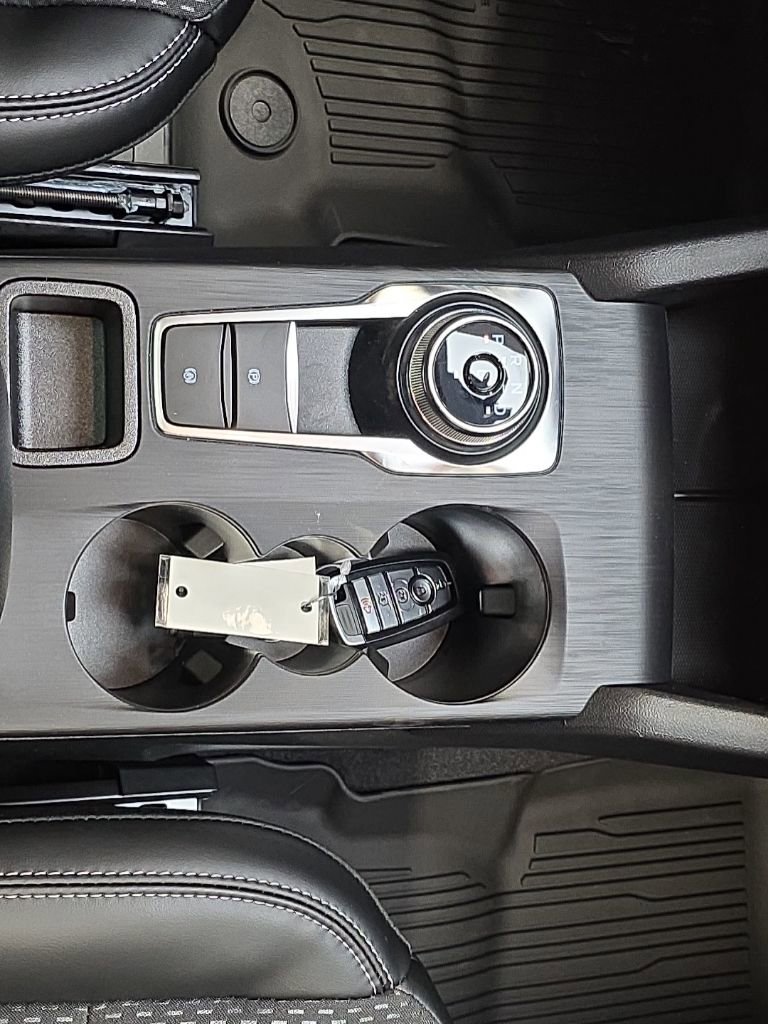 New 2026 Ford Escape SE w/ Class II Trailer Tow Package image 25