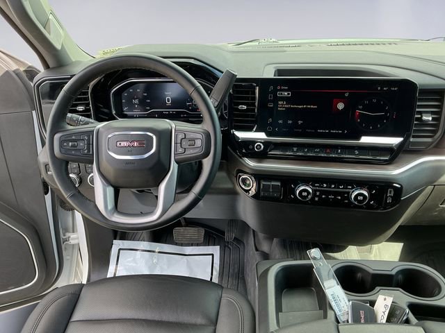 Used 2025 GMC Sierra 3500 SLT w/ X31 Off-Road Package image 10