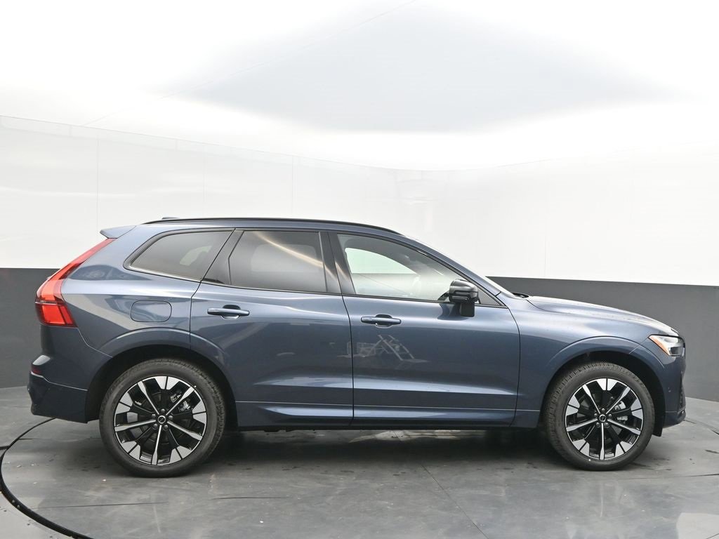 New 2026 Volvo XC60 B5 Plus w/ Protection Package Premier image 8