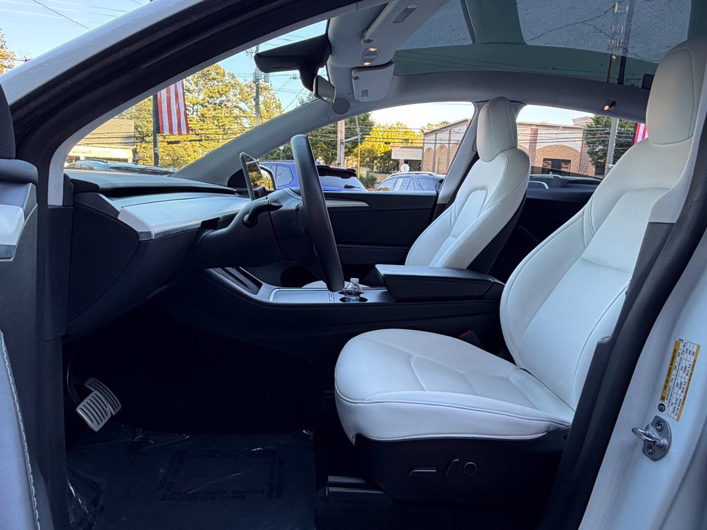 Used 2022 Tesla Model Y Performance AWD/4WD image 25