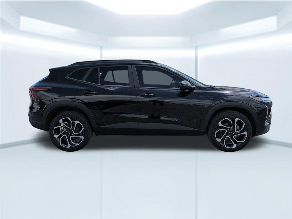 New 2026 Chevrolet Trax RS image 7