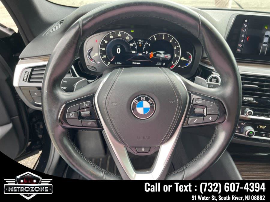 Used 2017 BMW 540i xDrive w/ Driving Assistance Package image 23