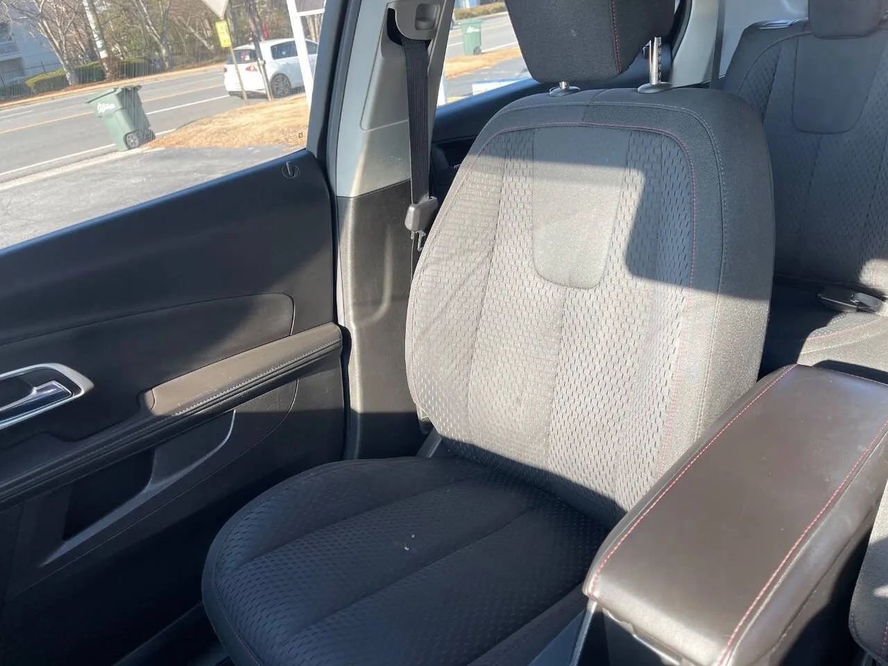 Used 2013 Chevrolet Equinox LS image 16